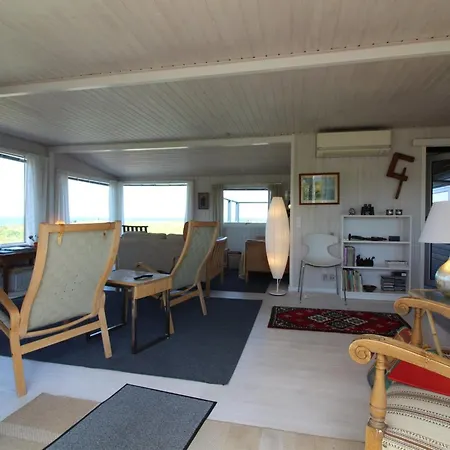 Casa de Férias Ellynor - 200m From The Sea By Interhome